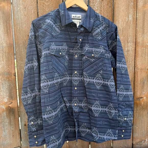 Ariat Other - Ariat Men's Navy Muir Woods Dipsea Trail Haze Retro Fit Snap Shirt Small NWT